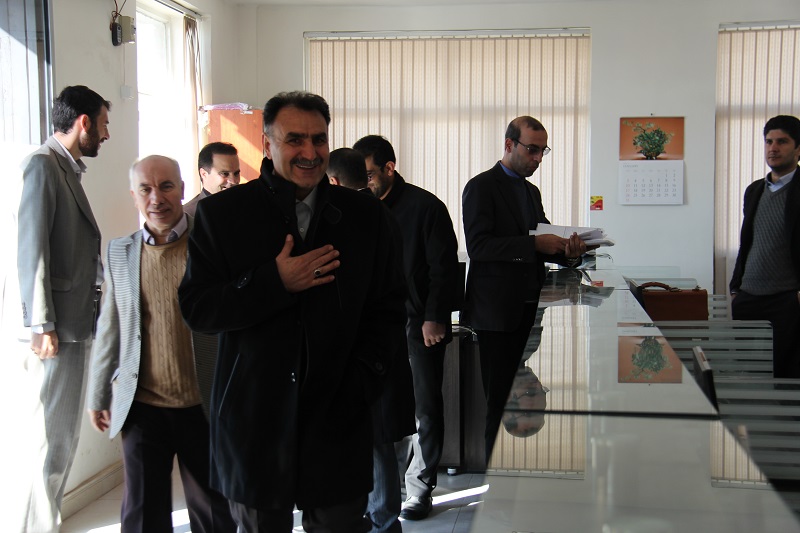 گفت‌وگوی صمیمانه مدیرعامل شرکت انبارهای عمومی و خدمات گمرکی غرب با کارکنان شرکت