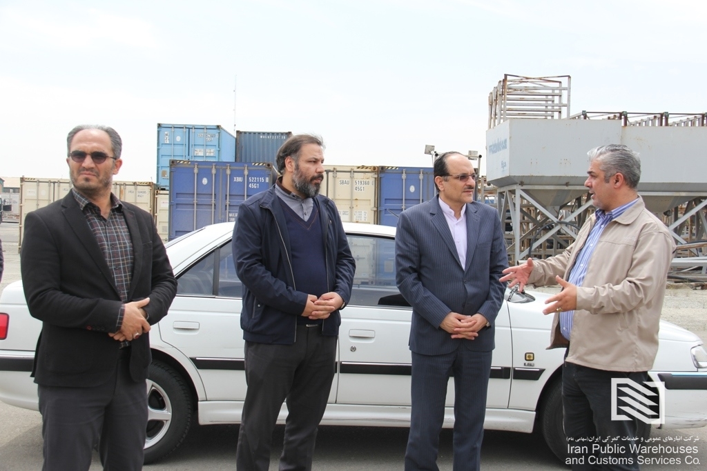 بازدید معاون حقوقی و امور مجلس ستاد مرکزی مبارزه با قاچاق کالا و ارز از شرکت انبارهای عمومی و خدمات گمرکی غرب